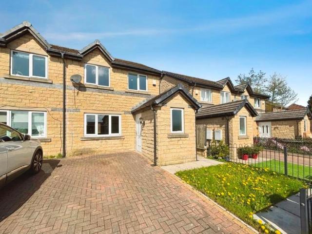 Tong, BRADFORD BD4 3 bed semi detached house to rent £1,250 pcm £288 pw