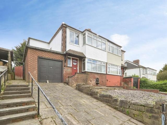 Tong Road, Leeds LS12, 4 bed property to rent, £1,400 pcm | PrimeLocation