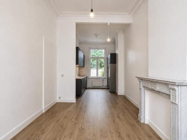 Tongres Neighborhood 4 Bedroom House with Garden