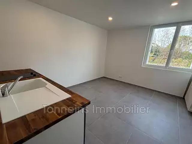 Tonneins 47400 Achat / Vente appartement 1 pièce t1 au dernier étage