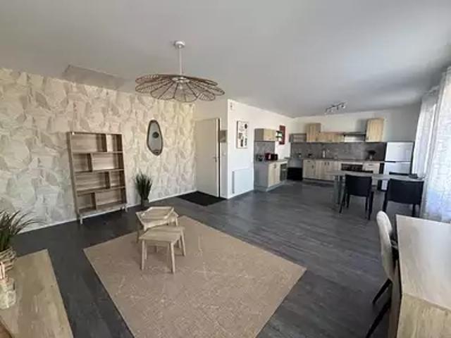 Tonneins 47400 Location appartement 2 pièces t2 au dernier étage