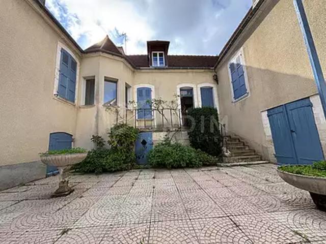 Tonnerre 89700 Achat / Vente maison 8 pièces t8 au dernier étage