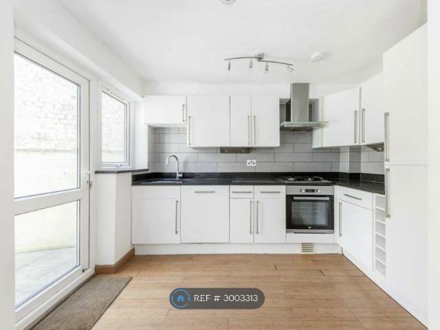 Tooting, London SW17, 3 bed end terrace house to rent, £3,000 pcm | PrimeLocation