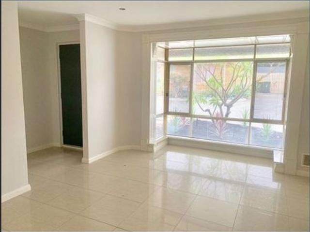 TOO GOOD TO MISS! Location & Convenience