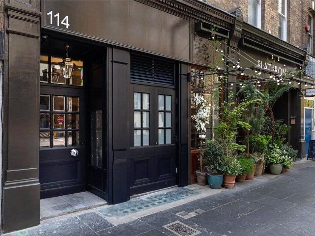 Tooley Street, London Bridge, London SE1, Studio to rent, £2,000 pcm | PrimeLocation