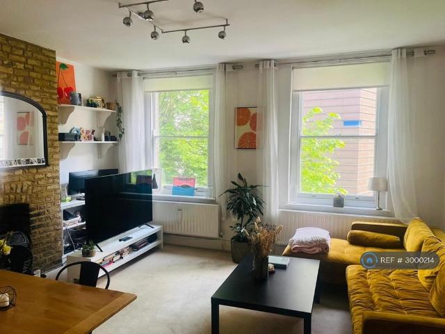 Tooley Street, London, SE1 2 bed flat to rent £2,800 pcm £646 pw