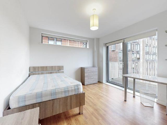 Toby Lane, London E1 1 bed in a flat share to rent £1,452 pcm £335 pw