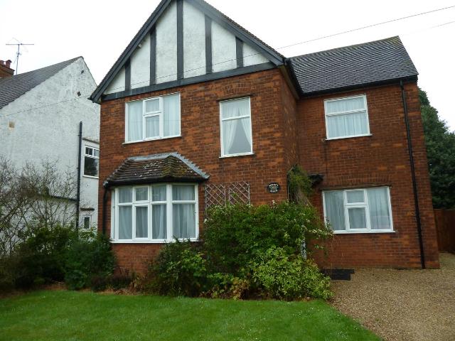 Todds Green, Stevenage SG1, 3 bed detached house to rent, £2,100 pcm | PrimeLocation