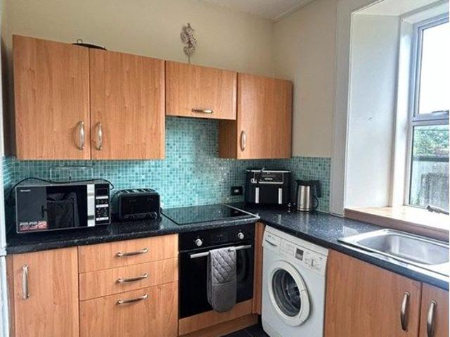 Todshill St, Strathaven ML10, 3 bed maisonette to rent, £1,125 pcm | PrimeLocation