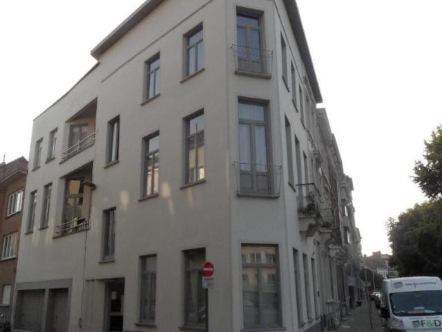 Toffe studio op de 1ste verdieping zonder lift. Goed geleg