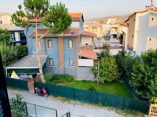 Tokat Karşıyaka Mutlu Sitesinde Lüx Yapılı 6+2 Satılık Villa