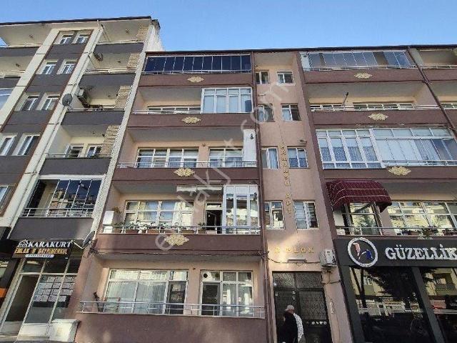 Tokat Merkez Akdeğirmen Mh 3+1 Ssatlık Daire