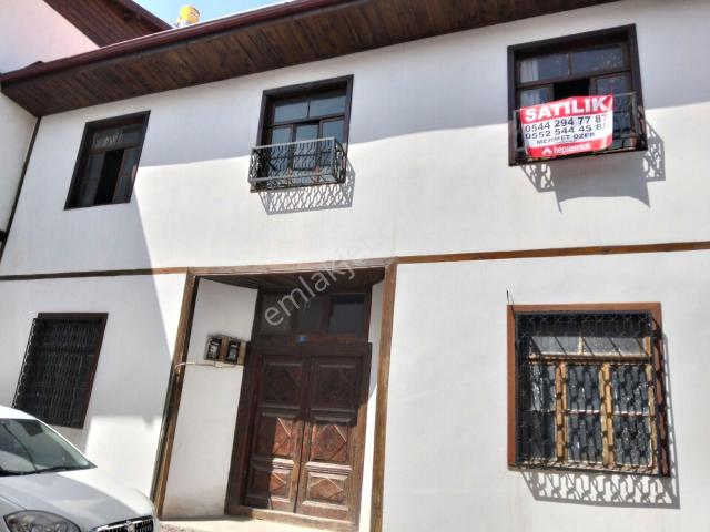 Tokat Merkez Kabe i Mescit Mh. Satlık Müstakil Daire