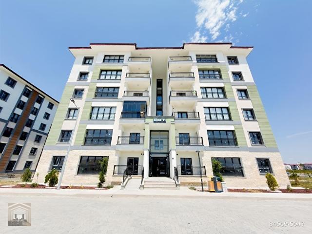 TOKİ ORUÇREİS'DE KREDİYE UYGUN 3+1 ARA KAT SATILIK SIFIR DAİRE