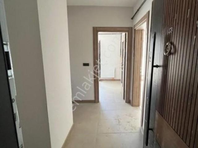 Toki Kayaşehir 496 Konut 2+1 90m2 Arakat Satılık Daire