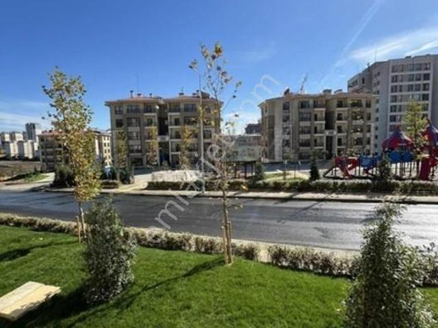 Toki Kayaşehir 306 Konut 90m2 2+1 Yüksek Giriş Satılık Daire