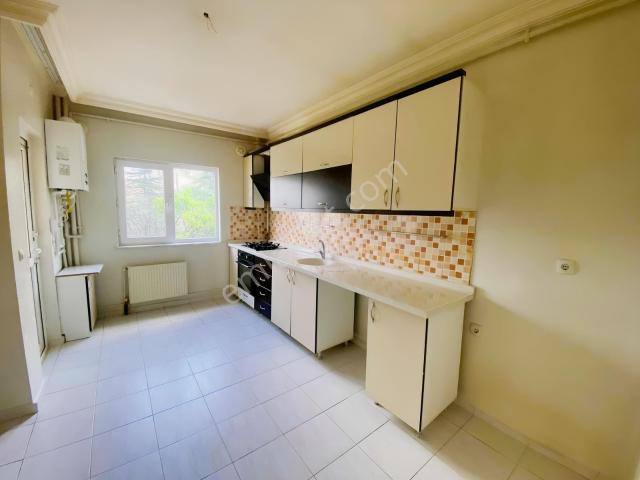 Toki Turkuazda Y Tipi Temiz Bakımlı Ve Yapılı 3+1 Kiralık Daire