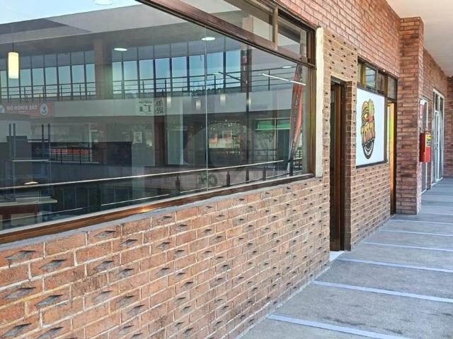 Toluca. Local Comercial 75 m? en 1er Piso, Plaza Totoltepec ? Alta Afluencia y Tiendas Ancla