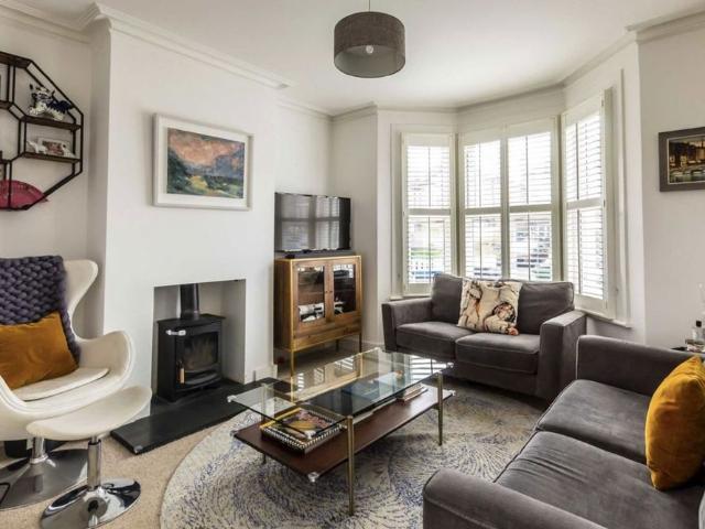 Tolworth Park Road, KT6, London