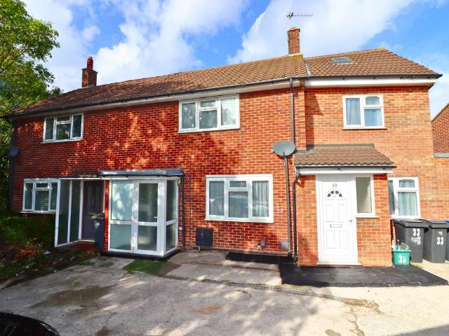 Tolworth Rise North, Surbiton, Surrey KT5, 4 bed semi detached house to rent, £2,500 pcm | PrimeLocation