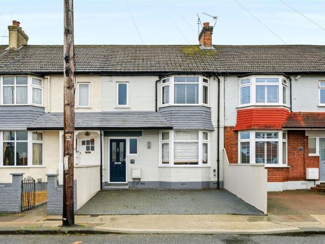 Tolworth Road, Surbiton KT6, 3 bed terraced house to rent, £2,500 pcm | PrimeLocation