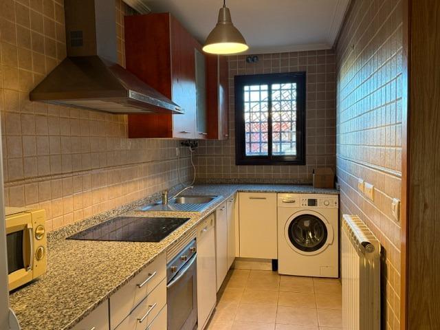 TOLEDO, OLIAS DEL REY, APARTAMENTO 2 DORMITORIOS, 2 BAÑOS, PISCINA COMUNITARIA GARAJE Y TRASTERO