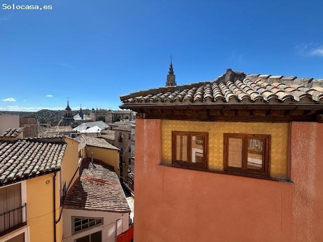 TOLEDO, ZONA CASCO HISTÓRICO,EDIFICIO CENTRICO, CERCANO A LA CATEDRAL, EN 4 PLANTAS, CON VISTAS DES