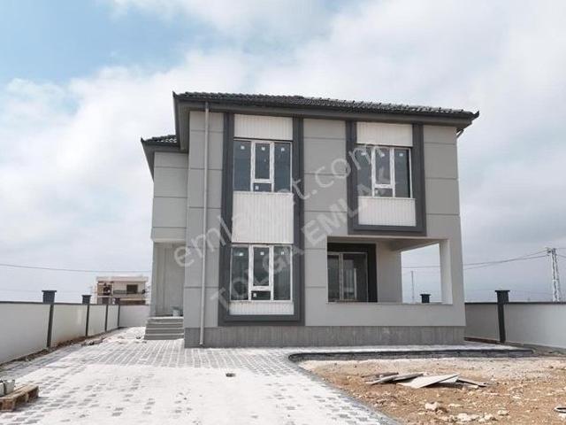 'tolga Gayrimenkul' Sazlıca'da 543m² 5+1 Lüx Sıfır Villa