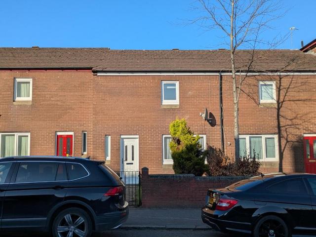 Tollcross Road, Glasgow, G31 2 bed terraced house to rent £1,085 pcm £250 pw
