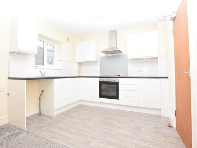 Tollgate Court, Sheffield S3, 1 bed flat to rent, £700 pcm | PrimeLocation