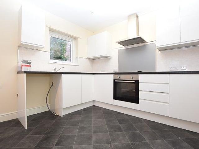 Tollgate Court, Sheffield S3, 1 bed flat to rent, £700 pcm | PrimeLocation