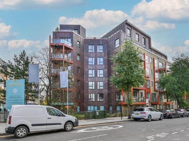 TOLLGATE GARDENS, NW6, Maida Vale. 2 bed flat to rent £4,000 pcm £923 pw