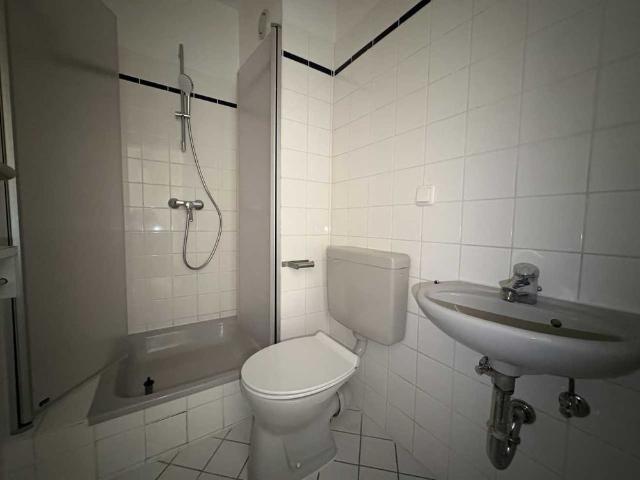 Tolle 4 Zimmer Wohnung in Steglitz BEFRISTET!