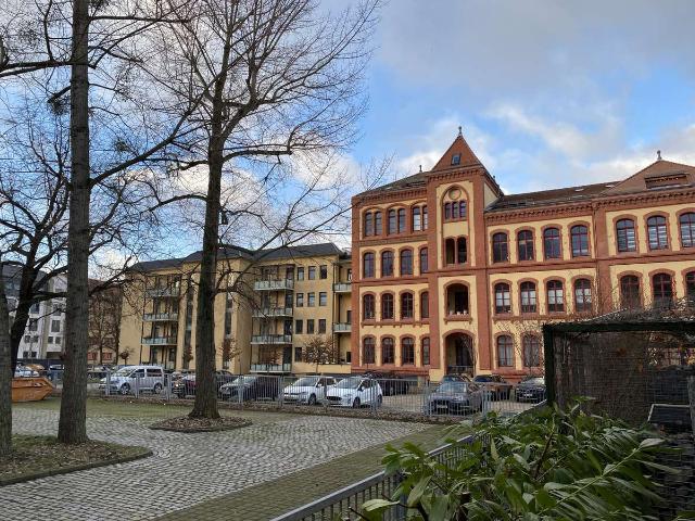 Tolle 2 Raum Loftwohnung in Stadtfeld
