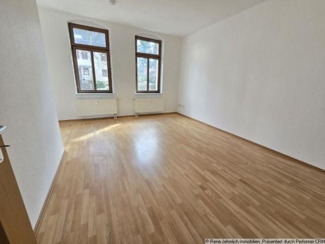 Tolle 2 Raum Wohnung mit Balkon im Erdgeschoß