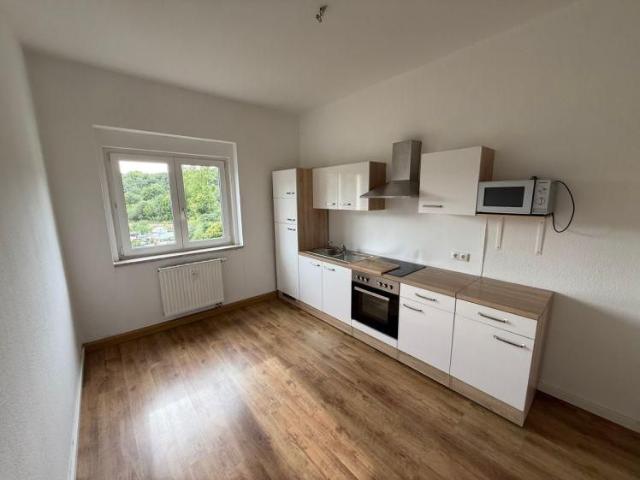 Tolle 2 Raum Wohnung mit EBK am grünen Stadtrand von Plauen