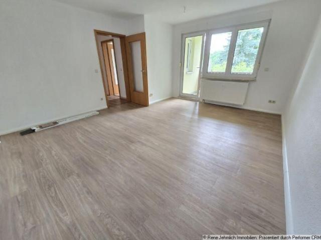 Tolle 2 Raum Wohnung mit Stellplatz am Stadtpark
