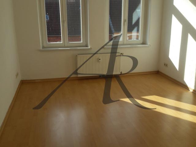 tolle 2 Zimmer Wohnung in Stendal Nord mit Balkon und Einbauküche