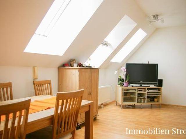 Tolle 2 Zimmer Dachgeschoßwohnung im Zentrum von Seekirchen am Wallersee