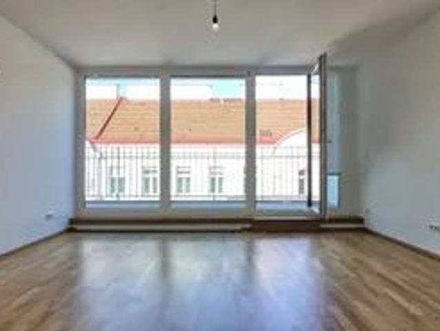 TOLLE 2 ZIMMER NEUBAUWOHNUNG MIT BALKON