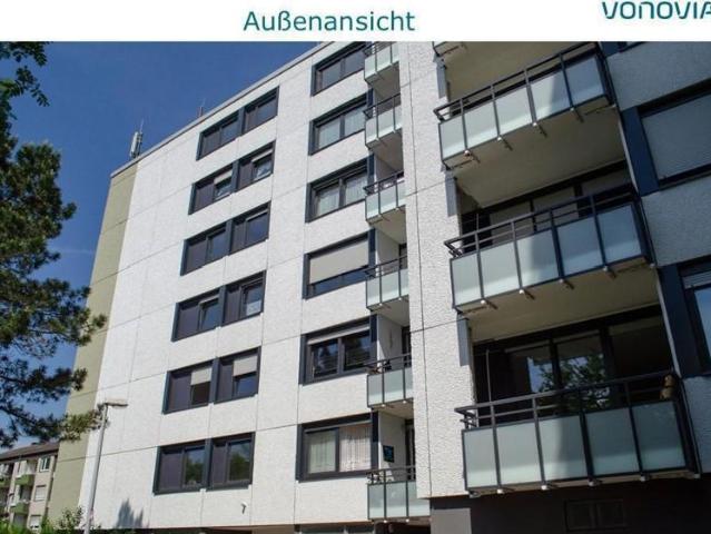 Komfortabel wohnen: 2,5 Zimmer Wohnung mit Balkon und Aufzug