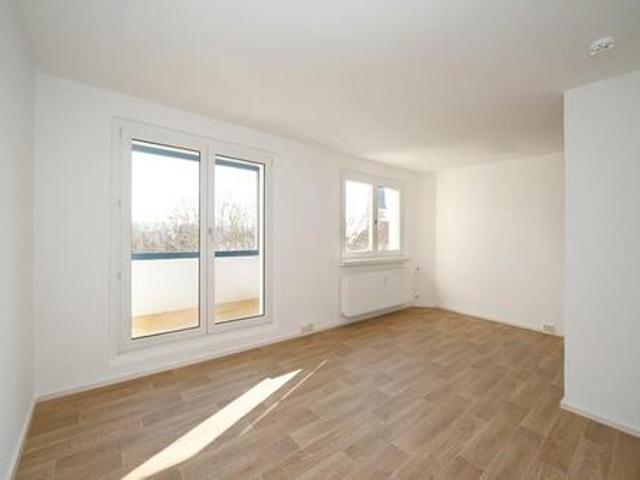 Tolle 3 Raumwohnung mit Balkon und Aufzug in der nähe vom Stadtzentrum