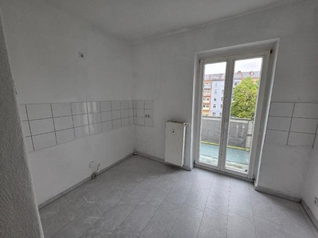 Tolle 3 Raumwohnung in der Huttenstrasse