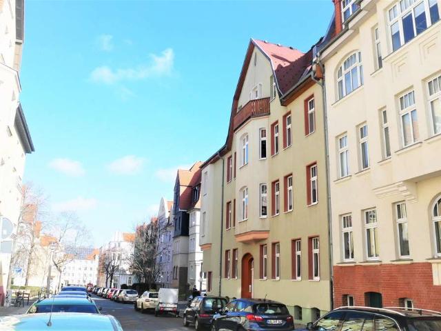Tolle 3 Raum Wohnung mit Balkon