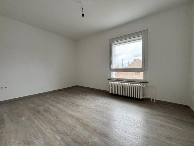 Tolle 3 Zimmer Wohnung in Do Oestrich in bevorzugter Lage