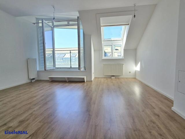 tolle 3 Zimmer Parkplatz zuzüglich Heizung