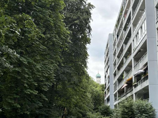 Tolle 3 ZKB in Augsburg zentrumsnah mit Blick ins Grüne