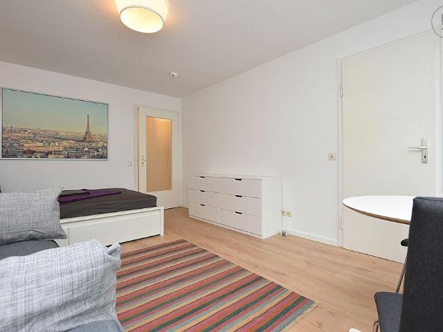 Tolle und modern möblierte Wohnung mit Internet in zentraler Lage in Stuttgart West