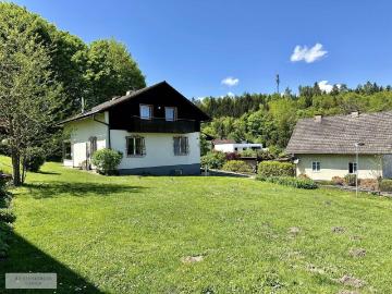 Haus zum Verkauf in 9220 - Balkon