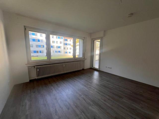 Tolle Wohnung im EG frei mit Balkon und bodengleicher Dusche